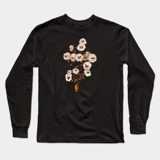 frog holding a bouquet of flowers Long Sleeve T-Shirt